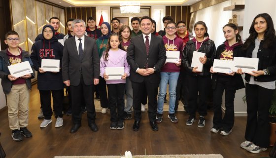 Haliliye Kaymakamı, BİGEP Başarısı Gösteren Öğrencileri Ödüllendirdi