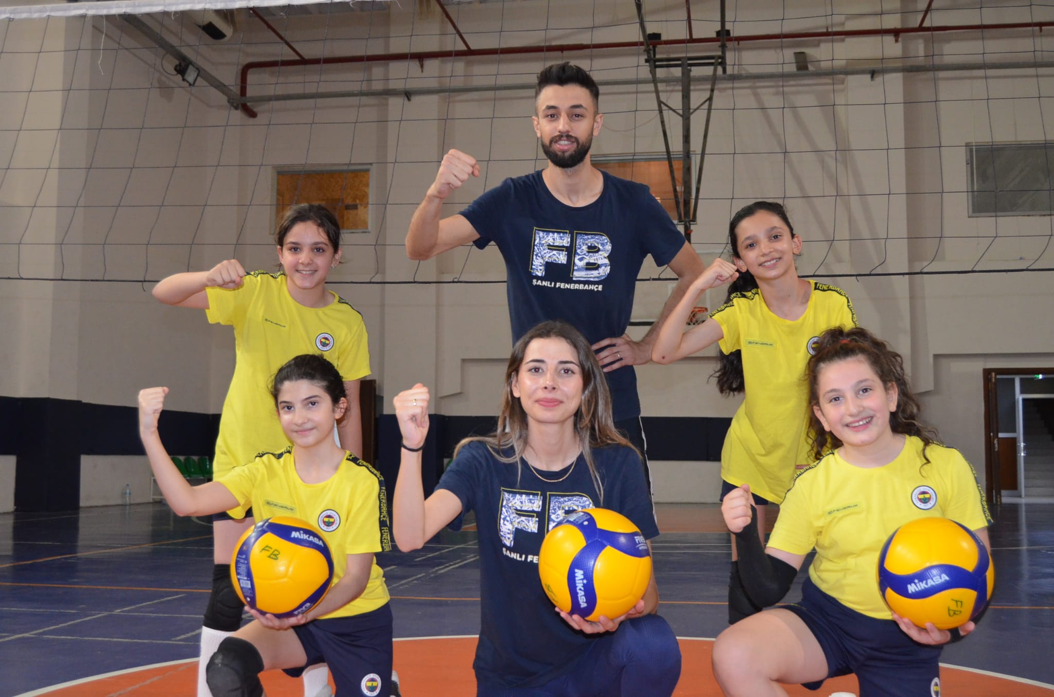 Şanlıurfa Fenerbahçe Voleybol Spor Okulu Geleceğin Yıldızlarını Yetiştiriyor!  