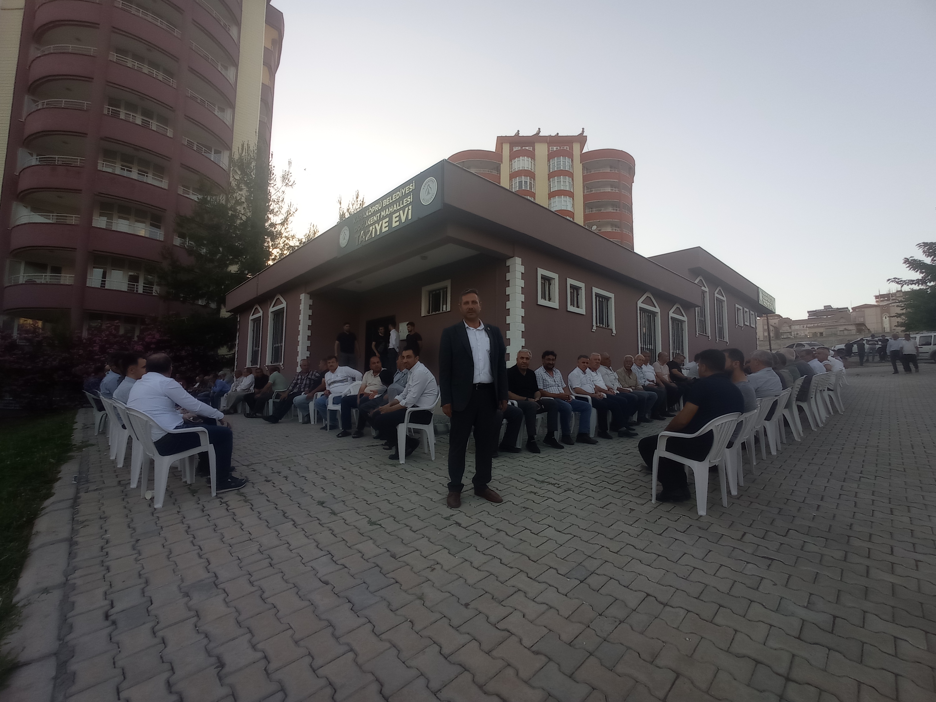 Doğukent'in Yeni Mahalle Muhtarı Fethi Doğan'dan Vatandaşlara Teşekkür Yemeği