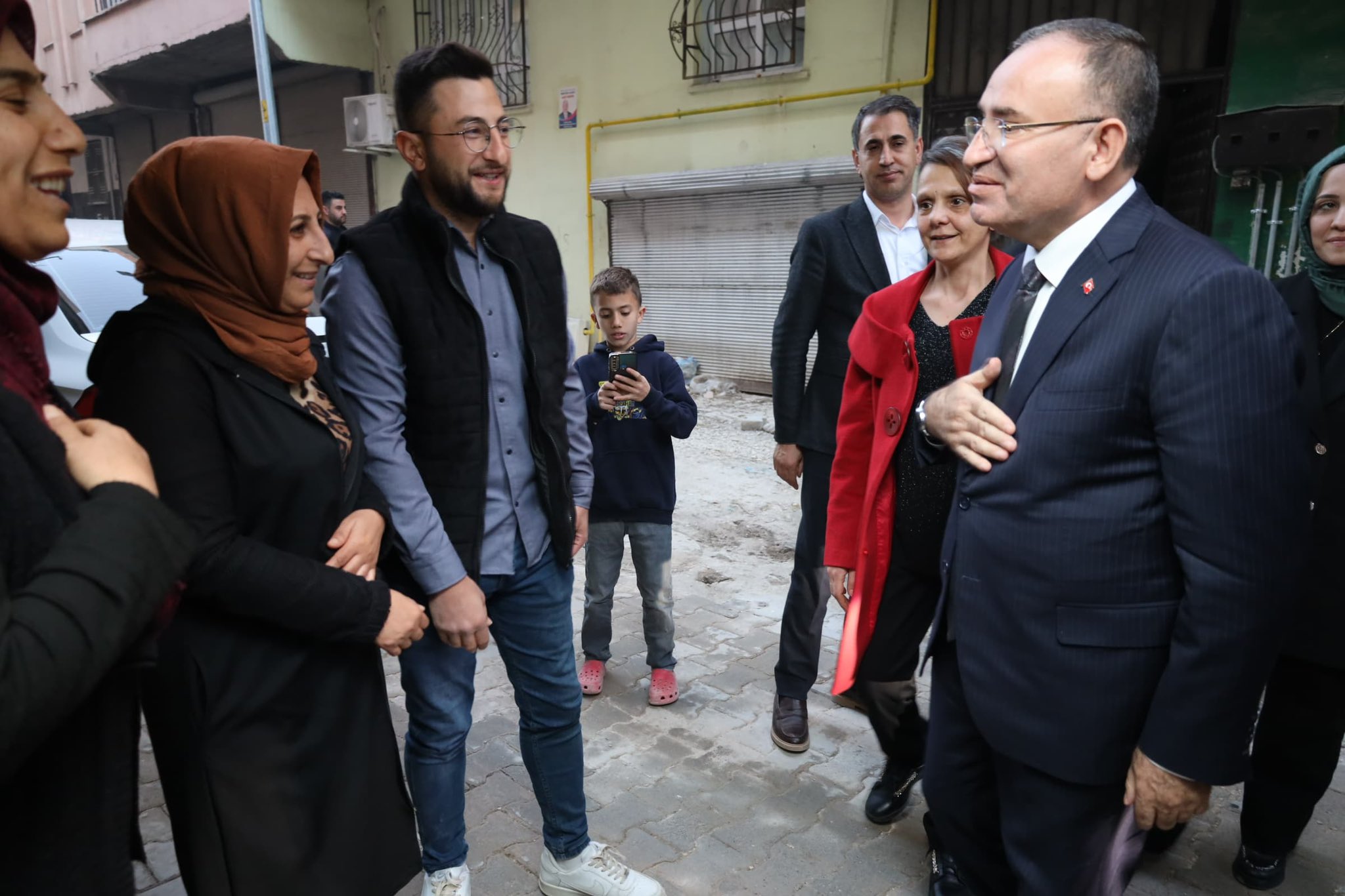Bekir Bozdağ Şanlıurfa'da İftar Sofrasına Misafir Oldu
